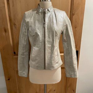 White House Black Market 100% Leather Crackled Silver Shimmer Women's S